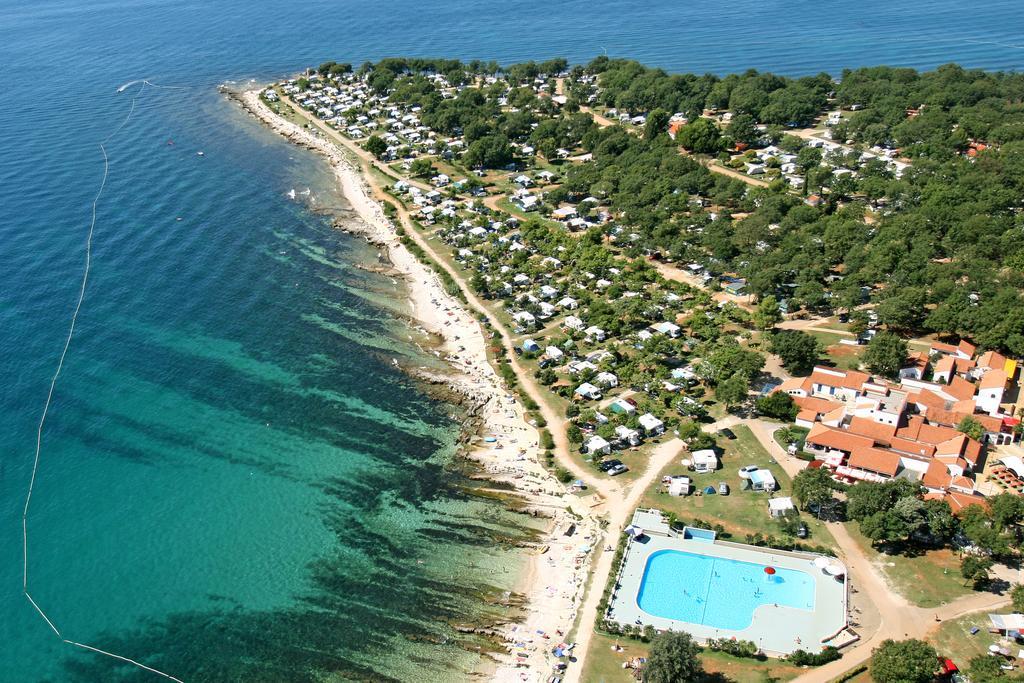 Naturist Mobile Homes Eden In Fkk Ulika Poreč Kültér fotó
